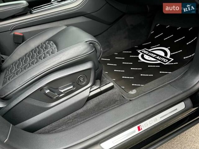 Чорний Ауді RS Q8, об'ємом двигуна 4 л та пробігом 37 тис. км за 125500 $, фото 67 на Automoto.ua