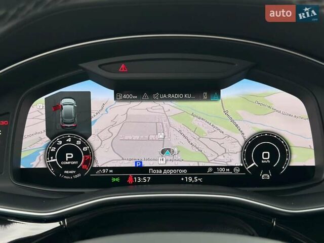 Чорний Ауді RS Q8, об'ємом двигуна 4 л та пробігом 37 тис. км за 125500 $, фото 80 на Automoto.ua