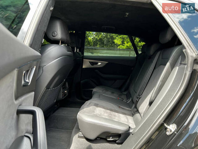 Черный Ауди RS Q8, объемом двигателя 4 л и пробегом 17 тыс. км за 114000 $, фото 21 на Automoto.ua