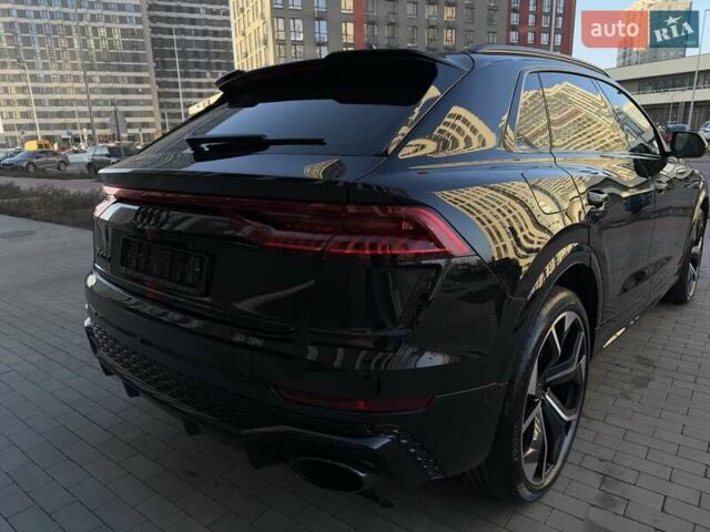 Чорний Ауді RS Q8, об'ємом двигуна 4 л та пробігом 13 тис. км за 139333 $, фото 5 на Automoto.ua