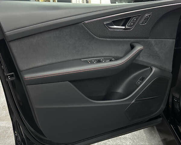 Ауді RS Q8 2023 у Одесі на Automoto.ua Чорний Ауді RS Q8, об'ємом двигуна 4 л та пробігом 15 тис. км за 128000 $, фото 27 на Automoto.ua