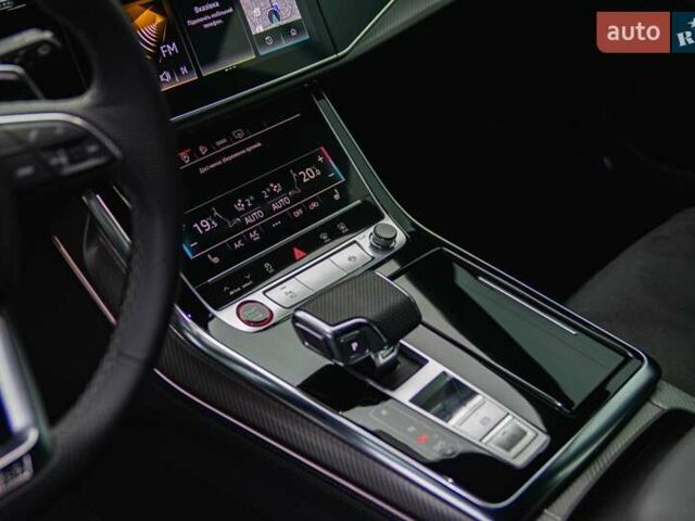 Черный Ауди RS Q8, объемом двигателя 4 л и пробегом 14 тыс. км за 119940 $, фото 20 на Automoto.ua