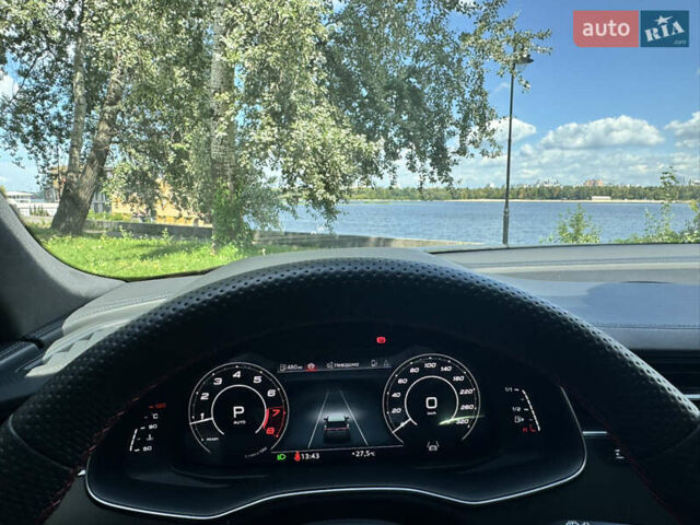 Чорний Ауді RS Q8, об'ємом двигуна 4 л та пробігом 24 тис. км за 127000 $, фото 27 на Automoto.ua