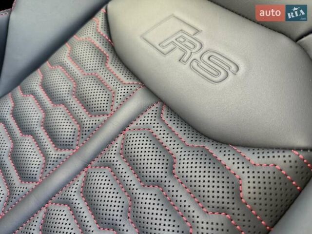 Чорний Ауді RS Q8, об'ємом двигуна 4 л та пробігом 13 тис. км за 139333 $, фото 53 на Automoto.ua