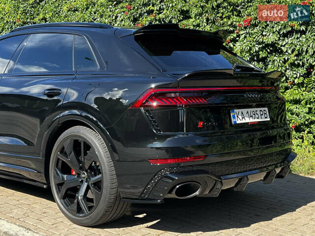 Чорний Ауді RS Q8, об'ємом двигуна 4 л та пробігом 18 тис. км за 117000 $, фото 4 на Automoto.ua