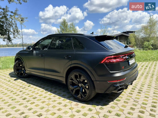 Чорний Ауді RS Q8, об'ємом двигуна 4 л та пробігом 24 тис. км за 127000 $, фото 10 на Automoto.ua
