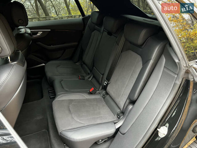 Черный Ауди RS Q8, объемом двигателя 4 л и пробегом 19 тыс. км за 108500 $, фото 18 на Automoto.ua