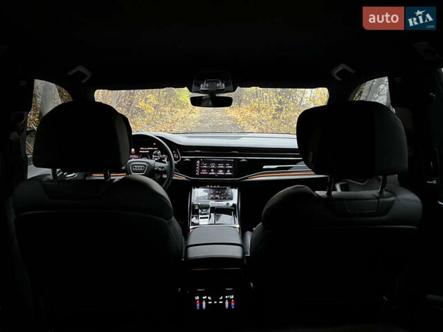 Черный Ауди RS Q8, объемом двигателя 4 л и пробегом 19 тыс. км за 108500 $, фото 27 на Automoto.ua