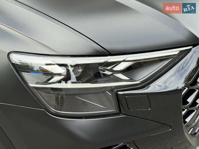 Чорний Ауді RS Q8, об'ємом двигуна 4 л та пробігом 12 тис. км за 170000 $, фото 32 на Automoto.ua
