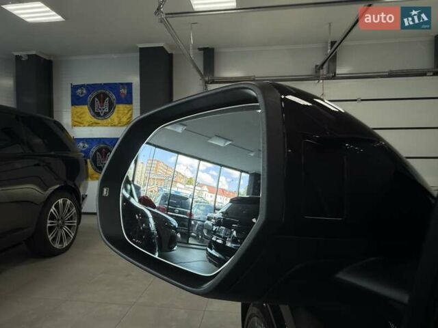 Чорний Ауді RS Q8, об'ємом двигуна 4 л та пробігом 9 тис. км за 153500 $, фото 51 на Automoto.ua