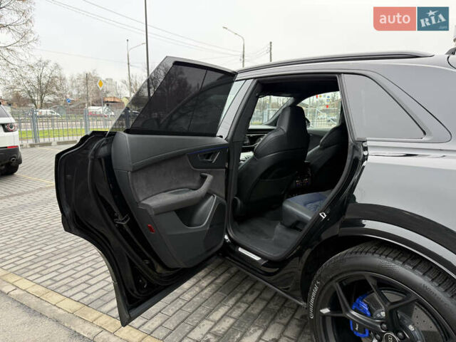 Чорний Ауді RS Q8, об'ємом двигуна 4 л та пробігом 52 тис. км за 145000 $, фото 14 на Automoto.ua