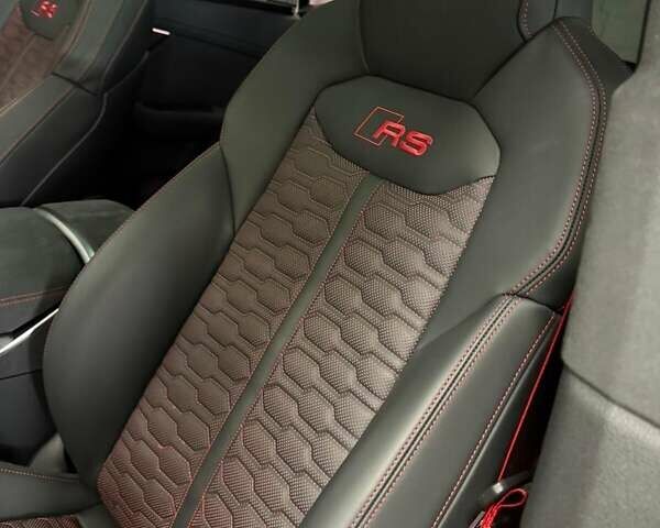 Черный Ауди RS Q8, объемом двигателя 4 л и пробегом 19 тыс. км за 188222 $, фото 36 на Automoto.ua