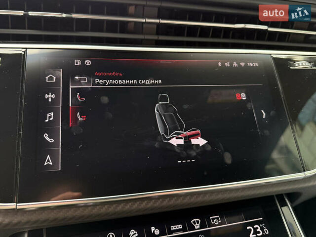 Чорний Ауді RS Q8, об'ємом двигуна 4 л та пробігом 12 тис. км за 170000 $, фото 86 на Automoto.ua
