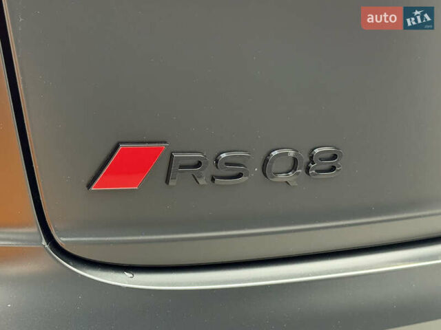 Чорний Ауді RS Q8, об'ємом двигуна 4 л та пробігом 12 тис. км за 170000 $, фото 39 на Automoto.ua