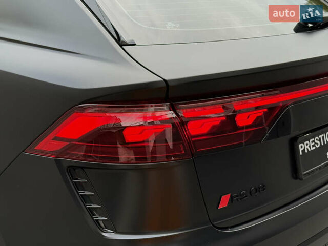 Чорний Ауді RS Q8, об'ємом двигуна 4 л та пробігом 12 тис. км за 170000 $, фото 38 на Automoto.ua