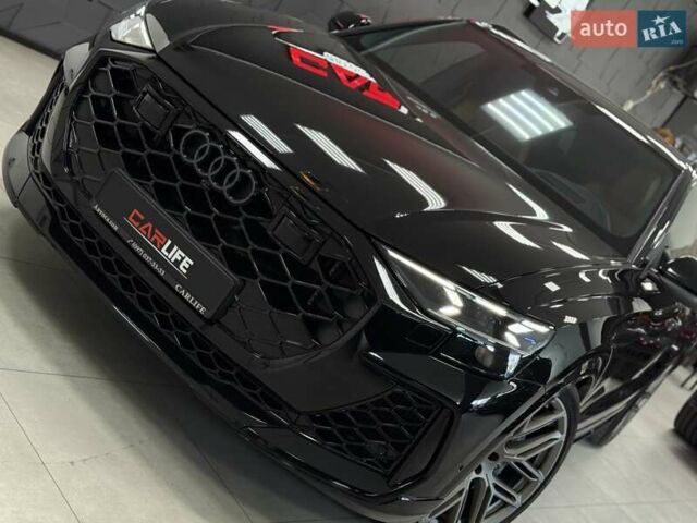 Чорний Ауді RS Q8, об'ємом двигуна 4 л та пробігом 9 тис. км за 153500 $, фото 7 на Automoto.ua