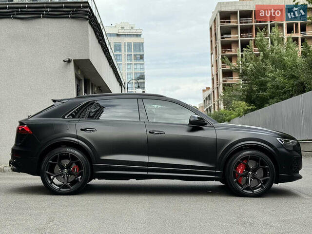 Чорний Ауді RS Q8, об'ємом двигуна 4 л та пробігом 12 тис. км за 170000 $, фото 10 на Automoto.ua