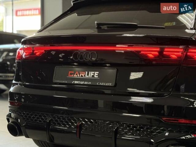 Чорний Ауді RS Q8, об'ємом двигуна 4 л та пробігом 9 тис. км за 153500 $, фото 21 на Automoto.ua