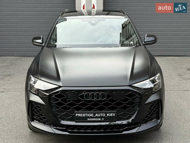 Чорний Ауді RS Q8, об'ємом двигуна 4 л та пробігом 12 тис. км за 170000 $, фото 5 на Automoto.ua