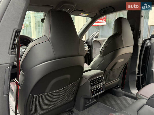 Чорний Ауді RS Q8, об'ємом двигуна 4 л та пробігом 12 тис. км за 170000 $, фото 52 на Automoto.ua