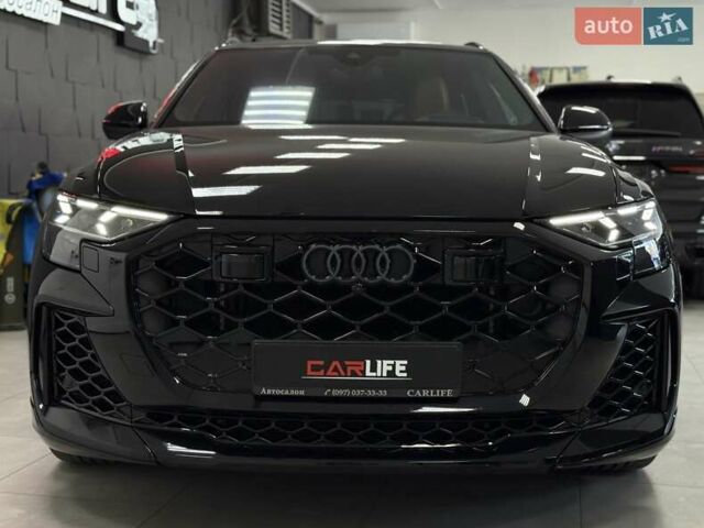Чорний Ауді RS Q8, об'ємом двигуна 4 л та пробігом 9 тис. км за 153500 $, фото 13 на Automoto.ua