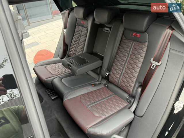 Чорний Ауді RS Q8, об'ємом двигуна 4 л та пробігом 12 тис. км за 170000 $, фото 53 на Automoto.ua