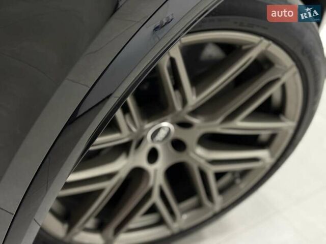 Чорний Ауді RS Q8, об'ємом двигуна 4 л та пробігом 9 тис. км за 153500 $, фото 9 на Automoto.ua