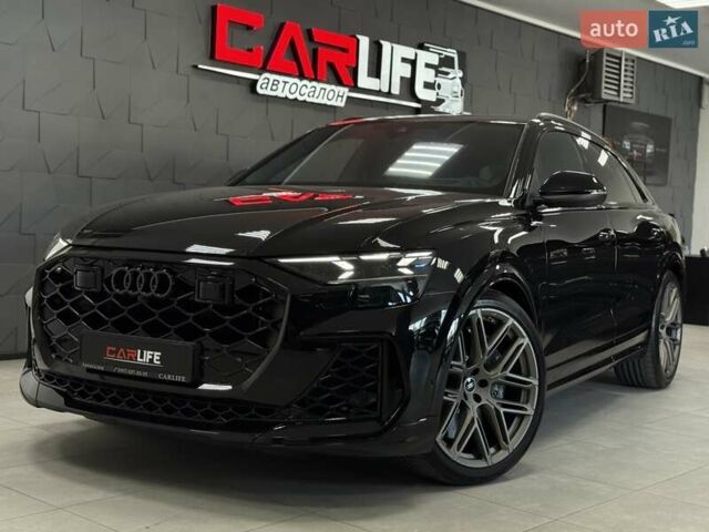 Чорний Ауді RS Q8, об'ємом двигуна 4 л та пробігом 9 тис. км за 153500 $, фото 5 на Automoto.ua