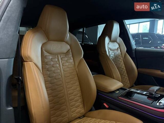 Чорний Ауді RS Q8, об'ємом двигуна 4 л та пробігом 9 тис. км за 153500 $, фото 70 на Automoto.ua
