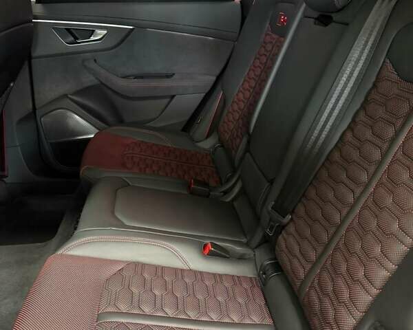 Черный Ауди RS Q8, объемом двигателя 4 л и пробегом 19 тыс. км за 188222 $, фото 33 на Automoto.ua