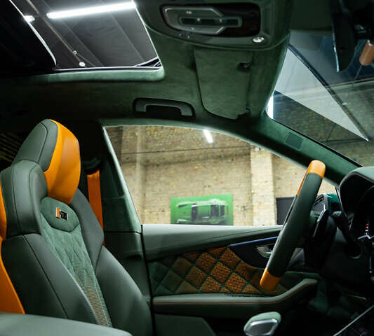 Черный Ауди RS Q8, объемом двигателя 4 л и пробегом 19 тыс. км за 200000 $, фото 32 на Automoto.ua