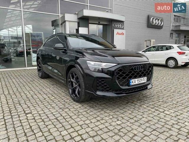 Чорний Ауді RS Q8, об'ємом двигуна 4 л та пробігом 1 тис. км за 159298 $, фото 7 на Automoto.ua