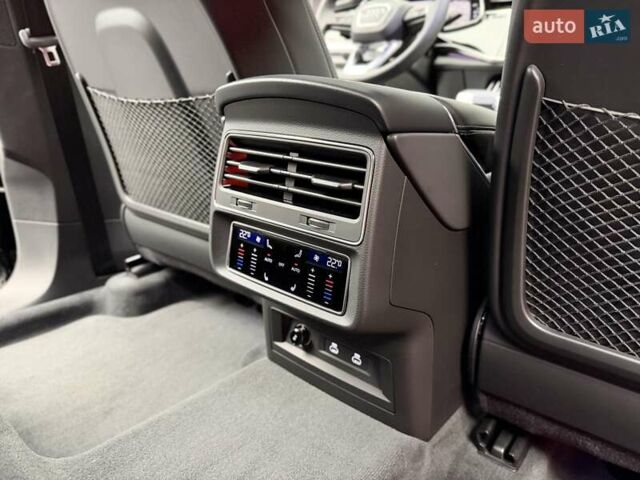 Черный Ауди RS Q8, объемом двигателя 4 л и пробегом 1 тыс. км за 169900 $, фото 52 на Automoto.ua