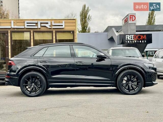 Ауди RS Q8 2025 в Киеве на Automoto.ua Черный Ауди RS Q8, объемом двигателя 4 л и пробегом 1 тыс. км за 142999 $, фото 5 на Automoto.ua