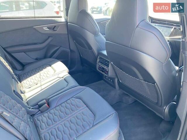 Чорний Ауді RS Q8, об'ємом двигуна 4 л та пробігом 1 тис. км за 154894 $, фото 23 на Automoto.ua
