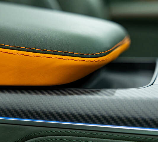 Черный Ауди RS Q8, объемом двигателя 4 л и пробегом 19 тыс. км за 200000 $, фото 19 на Automoto.ua