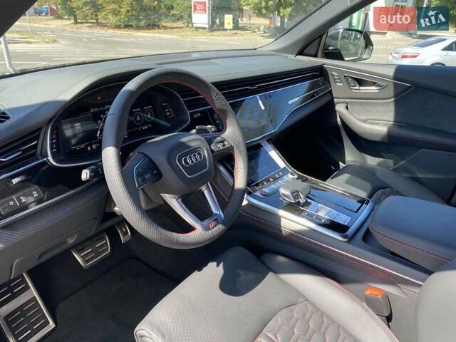 Чорний Ауді RS Q8, об'ємом двигуна 4 л та пробігом 1 тис. км за 154894 $, фото 13 на Automoto.ua