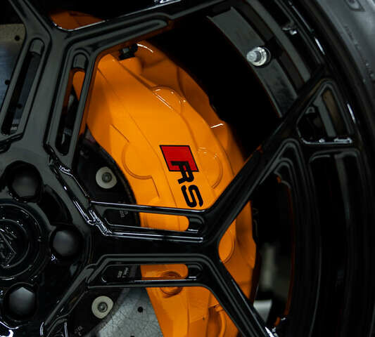 Черный Ауди RS Q8, объемом двигателя 4 л и пробегом 19 тыс. км за 200000 $, фото 5 на Automoto.ua