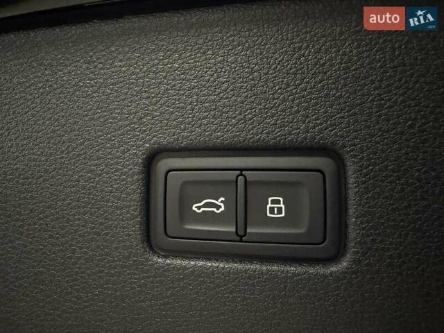 Черный Ауди RS Q8, объемом двигателя 4 л и пробегом 1 тыс. км за 169500 $, фото 70 на Automoto.ua