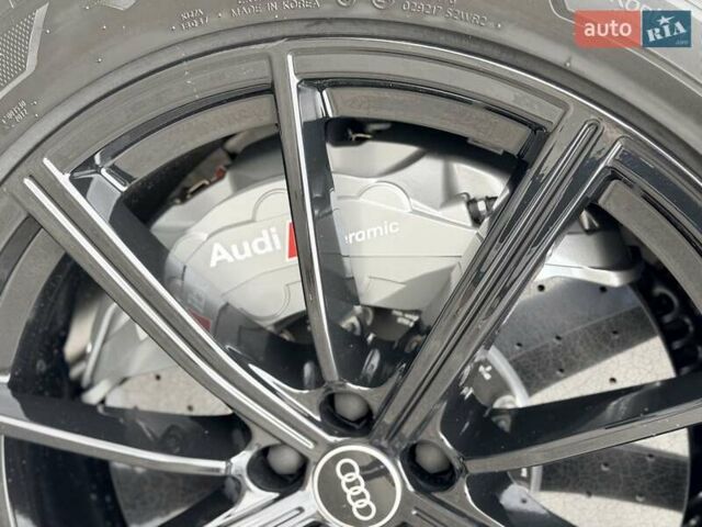 Ауди RS Q8 2025 в Киеве на Automoto.ua Черный Ауди RS Q8, объемом двигателя 4 л и пробегом 1 тыс. км за 142999 $, фото 9 на Automoto.ua