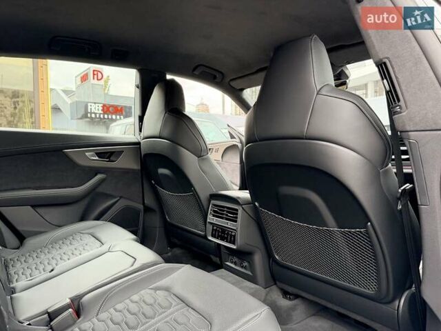 Ауди RS Q8 2025 в Киеве на Automoto.ua Черный Ауди RS Q8, объемом двигателя 4 л и пробегом 1 тыс. км за 142999 $, фото 24 на Automoto.ua