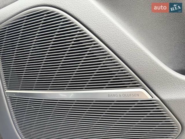 Ауди RS Q8 2025 в Киеве на Automoto.ua Черный Ауди RS Q8, объемом двигателя 4 л и пробегом 1 тыс. км за 142999 $, фото 21 на Automoto.ua