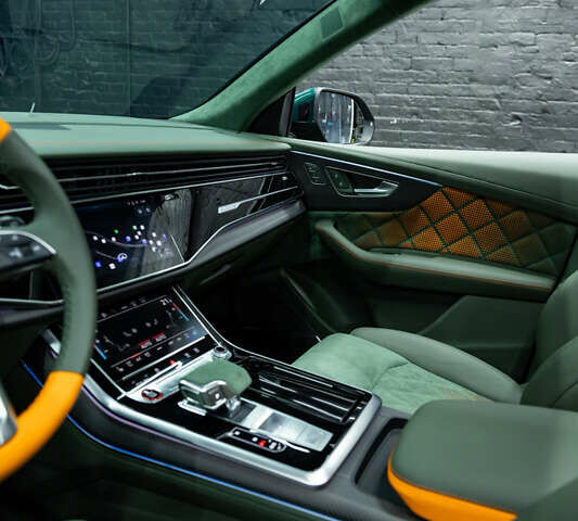 Черный Ауди RS Q8, объемом двигателя 4 л и пробегом 19 тыс. км за 200000 $, фото 29 на Automoto.ua