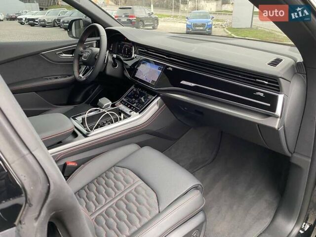 Чорний Ауді RS Q8, об'ємом двигуна 4 л та пробігом 1 тис. км за 159298 $, фото 34 на Automoto.ua