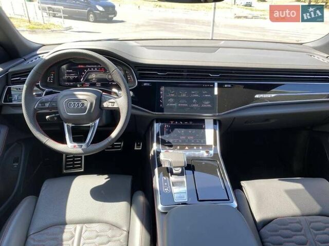 Чорний Ауді RS Q8, об'ємом двигуна 4 л та пробігом 1 тис. км за 154894 $, фото 30 на Automoto.ua