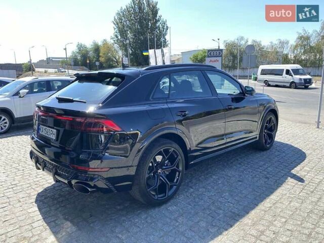 Чорний Ауді RS Q8, об'ємом двигуна 4 л та пробігом 1 тис. км за 154894 $, фото 7 на Automoto.ua