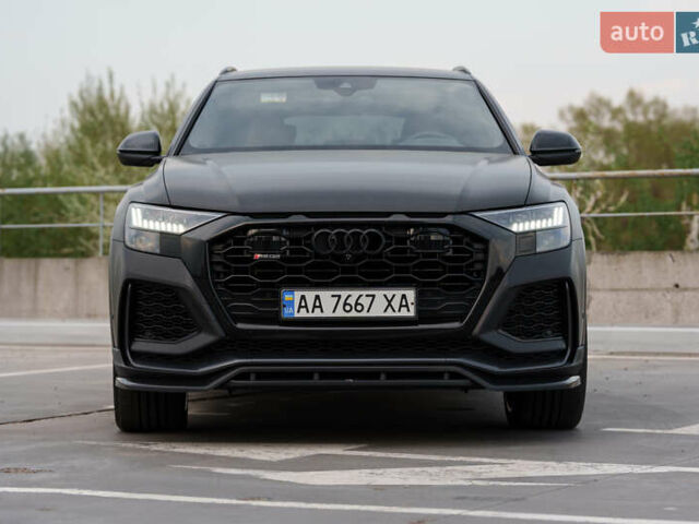 Червоний Ауді RS Q8, об'ємом двигуна 4 л та пробігом 79 тис. км за 99000 $, фото 4 на Automoto.ua