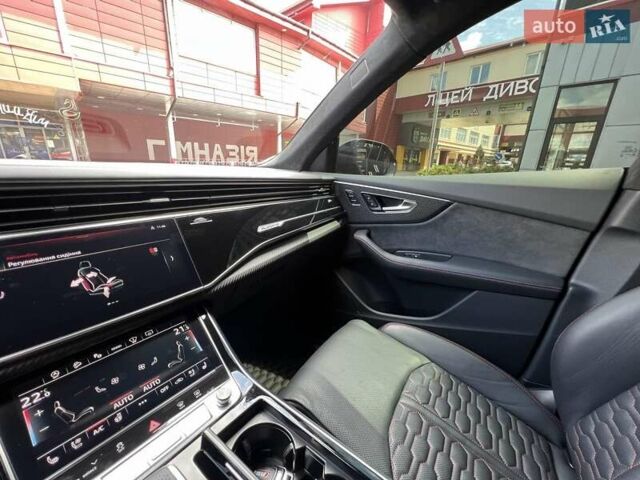 Красный Ауди RS Q8, объемом двигателя 4 л и пробегом 58 тыс. км за 91900 $, фото 38 на Automoto.ua