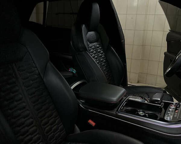 Ауді RS Q8, об'ємом двигуна 4 л та пробігом 42 тис. км за 130000 $, фото 9 на Automoto.ua