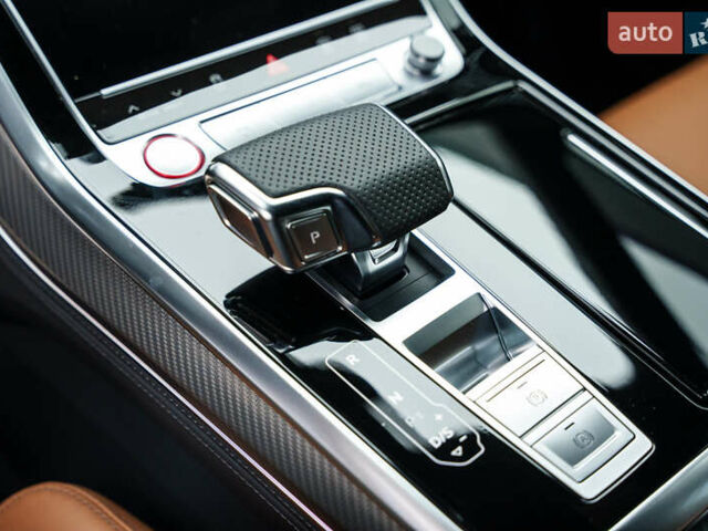 Ауди RS Q8, объемом двигателя 4 л и пробегом 84 тыс. км за 95000 $, фото 17 на Automoto.ua